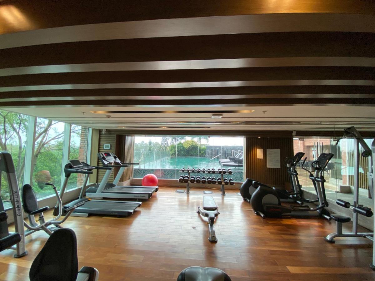 فندق ويلكوم هوتل بنجالور بنغالور المظهر الخارجي الصورة The gym at the hotel